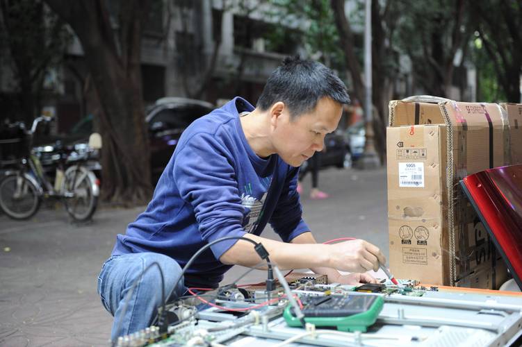 家電維修技能大比拼，高手過招，細節見真章！