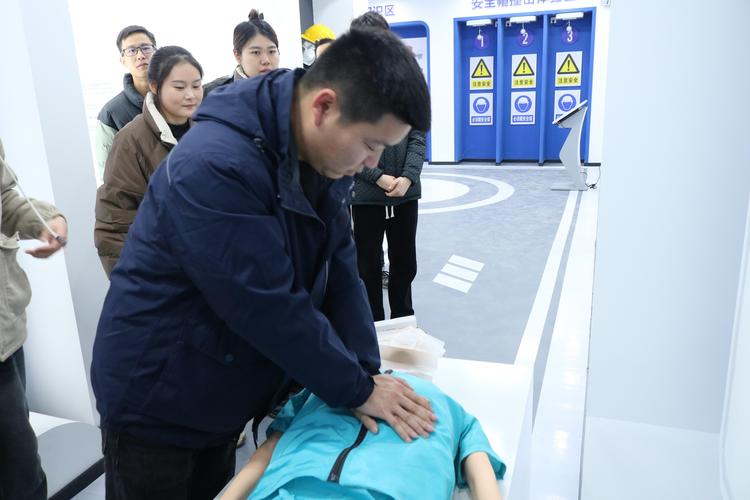 易烊相關新冠疫情操作體驗究竟如何？