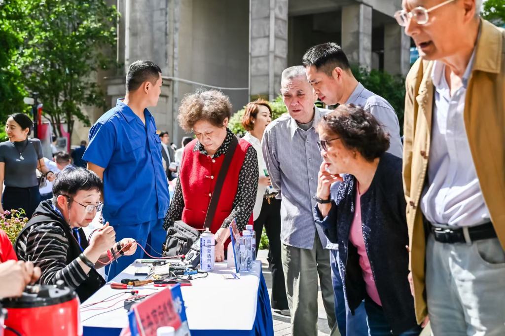 上海家電服務(wù)進(jìn)社區(qū)_家電維修_夏日家電維修需求高峰