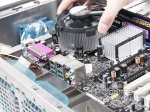電腦組裝步驟_組裝電腦_LGA775處理器安裝