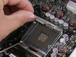 LGA775處理器安裝_電腦組裝步驟_組裝電腦